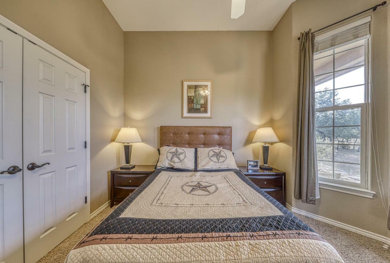 River Mountain Retreat Wimberley Exterior photo